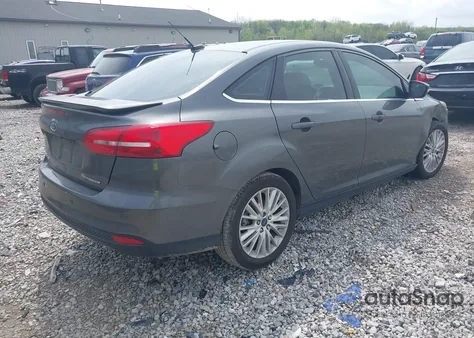 2018 Ford Focus Titanium из США, поврежденный, VIN 1FADP3J25JL326977